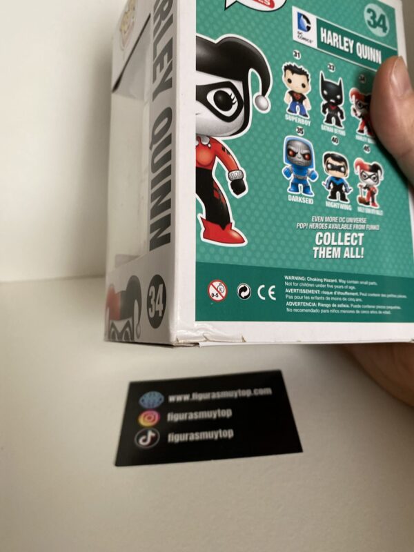 Funko pop Harley quinn 34 Glows in the dark exclusivo - Imagen 5
