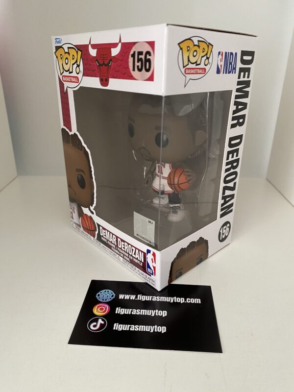 Figura POP NBA Chicago Bulls DeMar DeRozan 156 - Imagen 3