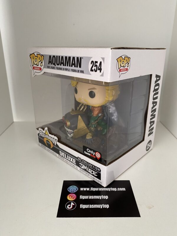 Funko POP Aquaman 254 deluxe DC comics - Imagen 3