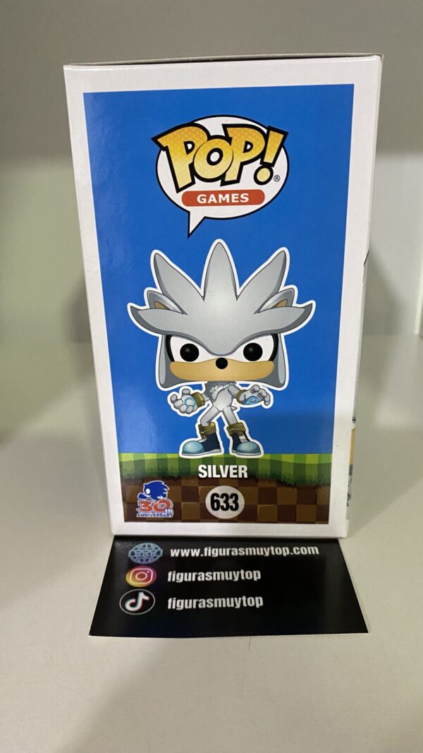 Funko POP! Exclusivo Silver 633 Sonic Glows in the dark - Imagen 3