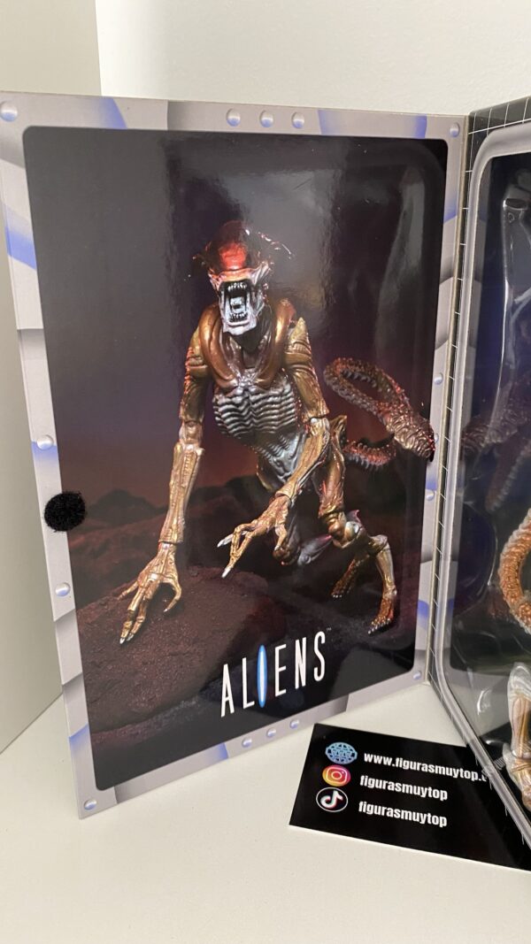 Neca ultimate Aliens 20cm Panther Alien - Imagen 3